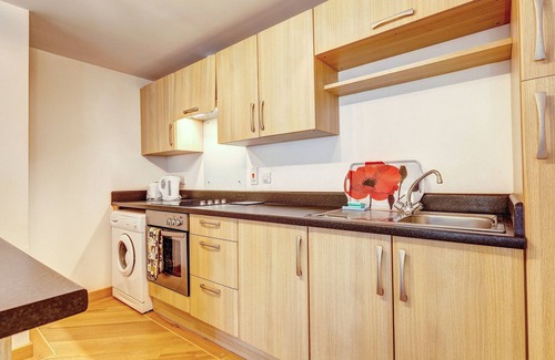 Dawlish Warren Apartment | A stylish ground floor apartment located in the picturesque seaside resort of Dawlish Warren.