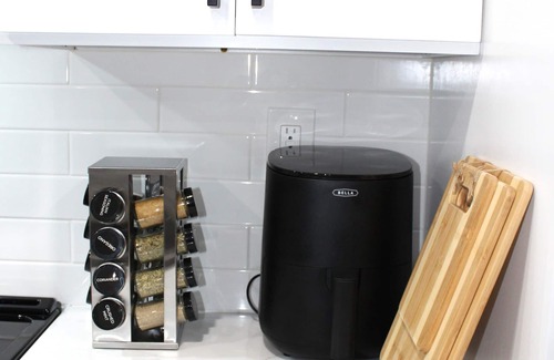 Bloomingdale Apartment | A stylish & remarkable experience at The Swank! Located in booming Bloomingdale!