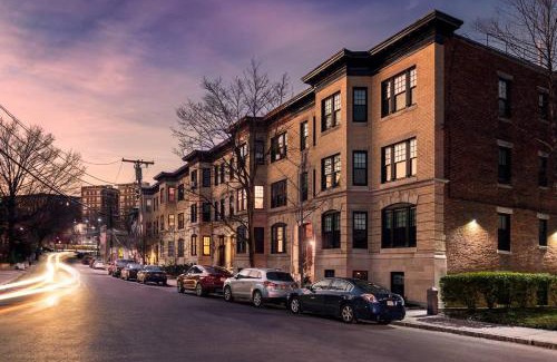 Griggs Park Apartment | A Stylish Stay w/a Queen Bed, Heated Floors. #25