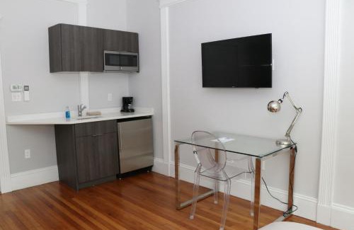 Griggs Park Apartment | A Stylish Stay w/a Queen Bed, Heated Floors. #18