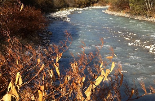 Les Bossons Apartment | A superb 2 bedroom appartment within private chalet complex with stunning views