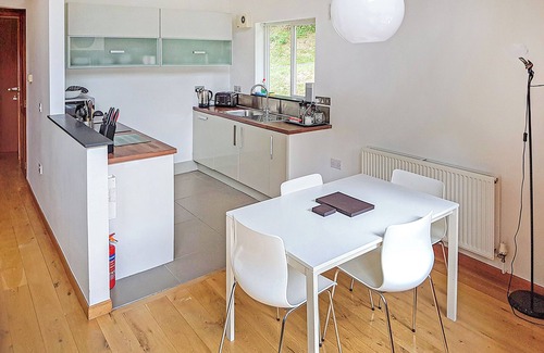 Llangollen Ski Chalet | A superb contemporary one storey luxury lodge with two doubles.