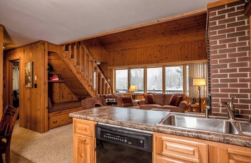 Bessemer Apartment | A Trailside Duplex Along the Alpen Trail