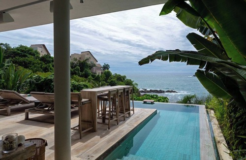 Ixtapa Apartment | A tranquil beachside escape in Ixtapa Zihuatanejo, where comfort meets nature.