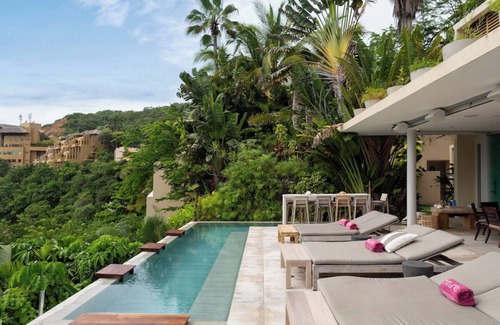 Ixtapa Apartment | A tranquil beachside escape in Ixtapa Zihuatanejo, where comfort meets nature.