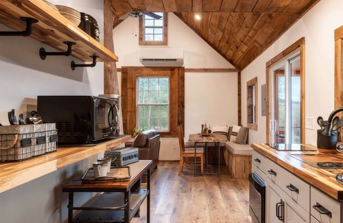 Wardensville Cabin | A Tranquil Retreat on a 67-Acre Farm Surrounded by the GW National Forest