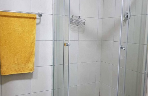 Kempton Park Bed & Breakfast | A very private & serene guest unit within a gated community with 24 hr security