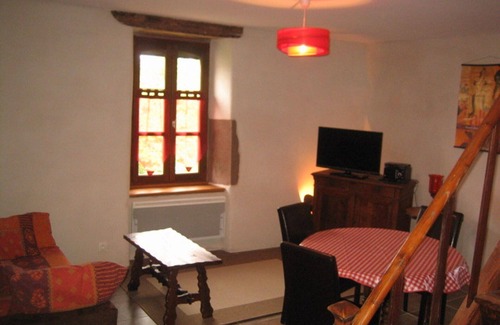 Martrin House | A village house in the heart of Rougier .