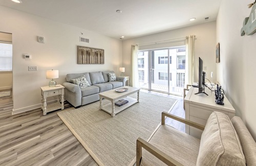 Love Creek Condo | A waterfront community located on Love Creek, gated community/outdoor pool /private balcony.