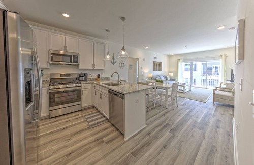 Love Creek Condo | A waterfront community located on Love Creek, gated community/outdoor pool /private balcony.