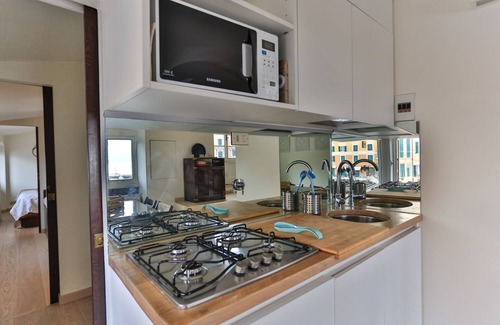 Camogli Apartment | A window on the sea
