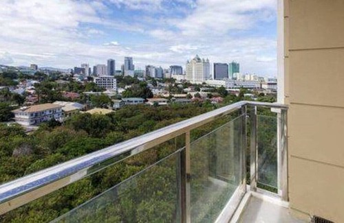 Mabolo Condo | A2 - Comfortable One-Bedroom Suite at The Padgett Place