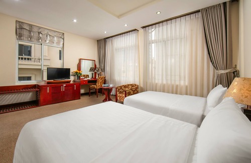 Nhat Tan Hotel | A25 Hotel - 705 Lac Long Quan