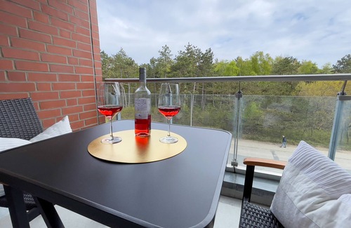Sahlenburg Apartment | A4.3-Bright, friendly apartment with partial sea view, for up to 7 people