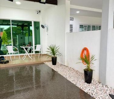 Wakaf Che Yeh House | Aa homestay