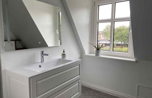 Aalborg Apartment | Aalborg Villa Apartments - '2' Second Floor - Close to Aalborg Center - Free Private Parking