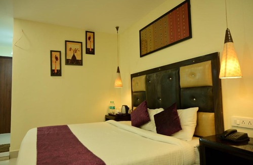 Khajjiar Hotel | Aanantham Country Resort
