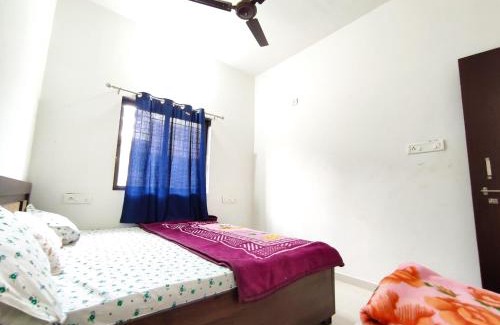 Rajpipla House | Aarambh - 3 BHK - AC