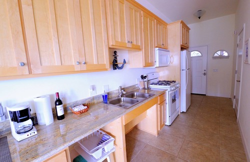 Shelter Cove Condo | Abalone by OceanviewHotTubs Shelter Cove Oceanfront Tesla Charging