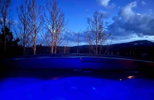 Fairplay Ski Chalet | Abandoned Rail Cabin -19 miles to Breckenridge! Hot Tub!