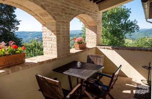 Montelovesco House | Abbazia San Faustino Residenza d'Epoca