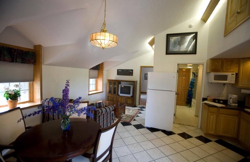 College Hotel | Abbey Archway Inn