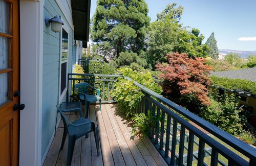 Ashland House | ABBOTT'S COTTAGES, Avocet cottage- 3 bdrm/2bath, walking distance to downtown