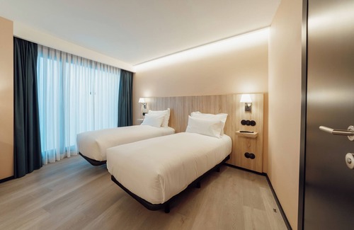 Bonfim Hotel | ABC HOTEL PORTO - CAMPANHÃ