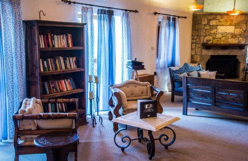 Abeliona Hotel | Abeliona Retreat