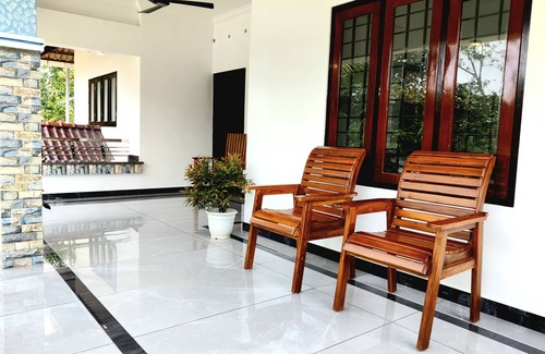 Aryad South Villa | Abode Homestay Alappuzha/Near Omanapuzha Beach