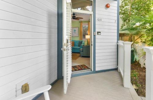 Old Town House | Absolutely Paradise