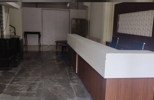 Arekere Hotel | Abuzz Oxfordcaps Bannerghatta - Campus Accommodation