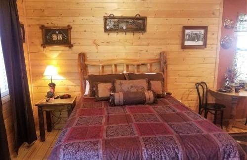 Ruidoso House | AC - #3 Western Cabin