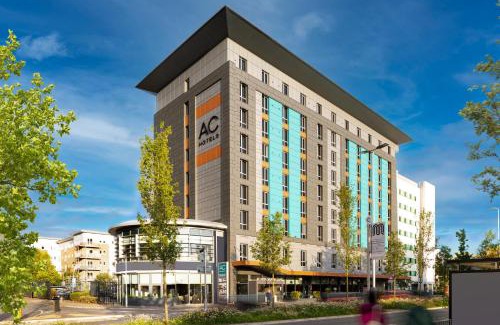 Salford Hotel | AC Hotel by Marriott Manchester Salford Quays