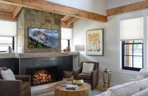 Crested Butte House | Academy Place | Valerian