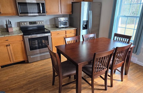 Trenton Condo | Acadia Villas! 7B Hunter's Way: A private neighborhood in the woods.