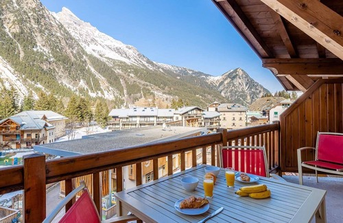 Pralognan-la-Vanoise Condo | Accès direct aux télésièges ! Appartement confort