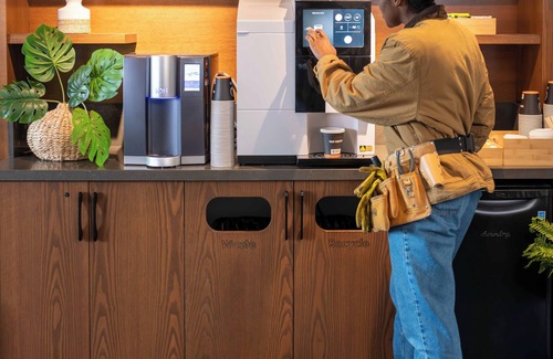 Central Okanagan Hotel | Accent Inns Kelowna
