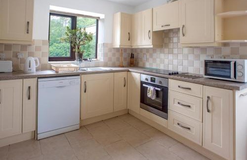 Mayfield House | Accessible Barn 4 Bedrooms Farm stay sleeps 8