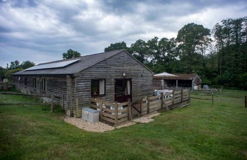 Mayfield House | Accessible Barn 4 Bedrooms Farm stay sleeps 8