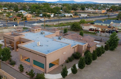 North Valley House | Accessible Oasis: ADA Compliant room in the heart of N Valley centrally located.