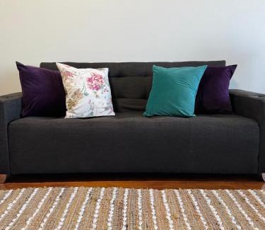 North Beach Apartment | Accommodation Front - Edgy Beachfront 2 Sleeper with Stunning View