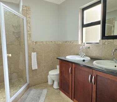 Durban Point Apartment | Accommodation front - Modern Beach Retreat 6 Sleeper