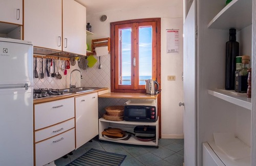 Piani-Ciapin Apartment | Accommodation with private beach access | Ap43