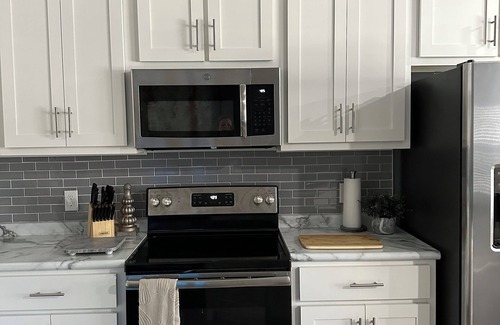 Rivervale Apartment | Ace’s Hideaway Modern 2bed/2bath with great location Steel/Duck/Farm community