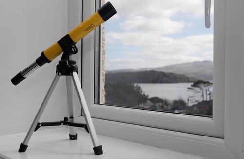 Borth-y-Gest Cottage | ACHIPUR, pet friendly, with open fire in Porthmadog