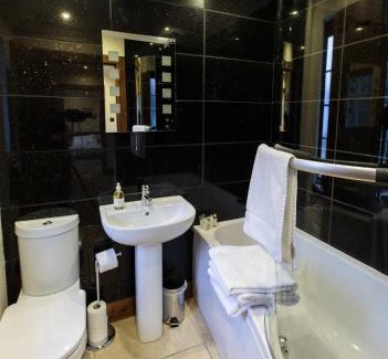 Kirkhill House | Achnagairn Estate - Self-catering Mini Manors