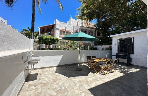 Cerritos Villa | Acogedora casa dentro de fraccionamiento a orilla de la playa