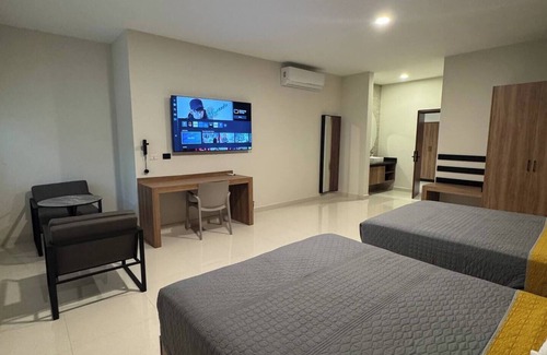 Tres Rios Hotel | Acogedora Habitación doble en Culiacán. 203.