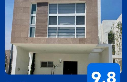 Queretaro Municipality House | Acogedora y amplia casa, alberca climatizada previa reserva